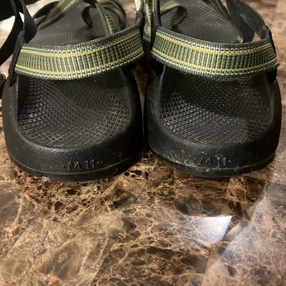 Chacos - Picture 3 of 5